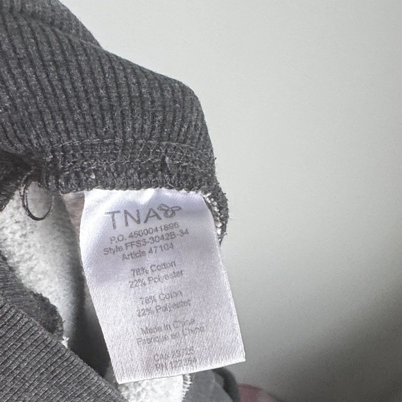 🎉 TNA Charcoal Hoodie with White Accents - Picture 6 of 7